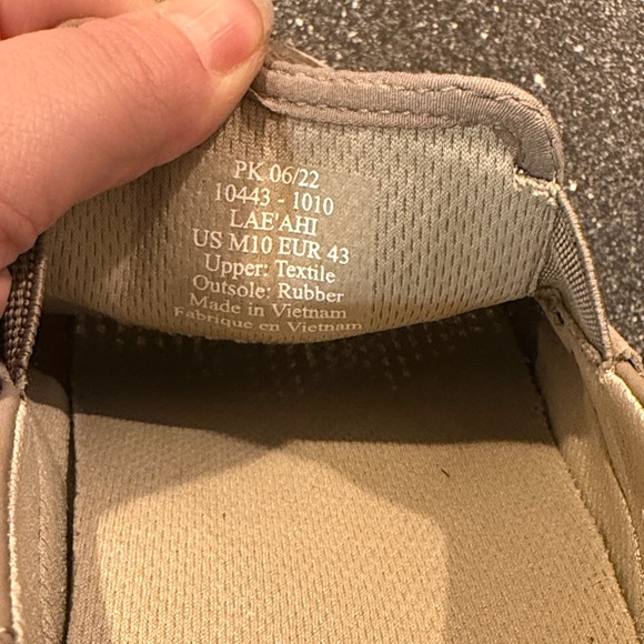 OluKai Men's Lae'ahi Slip-on Shoes - size 10 - Picture 2 of 6